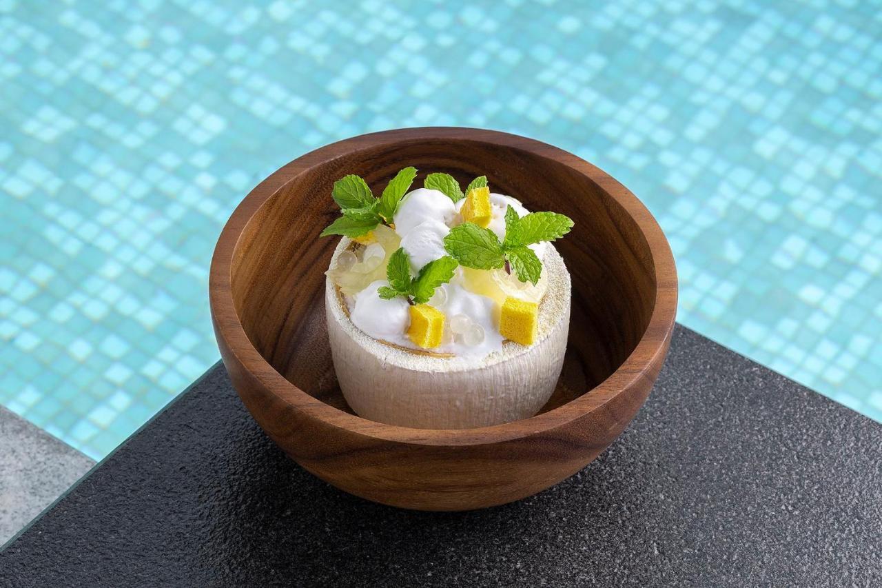 Centara Reserve Samui - SHA Plus Chaweng  Esterno foto A coconut ice cream with mango and mint